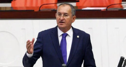 Atila Sertel: “İktidar Suriyeliler’e Afganlılar’a tanıdığı bazı imtiyazları ne yazık ki Türksoylulardan esirgeyebiliyor…”