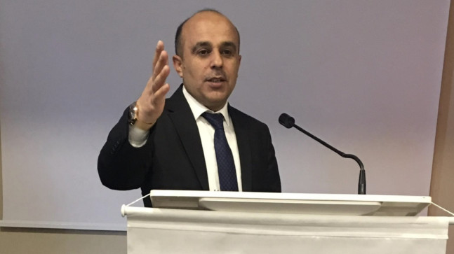 Din-Bir-Sen Genel Başkan yardımcısı Yusuf Adli bir dizi ziyaret için Van’a geldi.