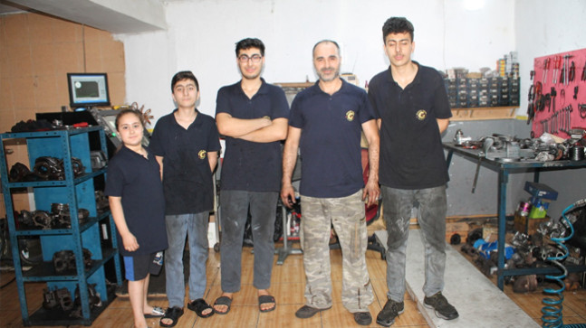 ŞİMŞEK TURBO ADANADA ÇIĞIR AÇTI İSMAİL YENER YILIN BAŞARILI TURBOCUSU SEÇİLDİ