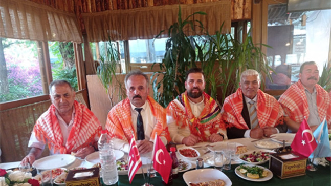 ANADOLU TÜRKMEN KARDEŞLİK ŞÖLENİ’NE MURAT KEKİLLİ RENK KATIYOR