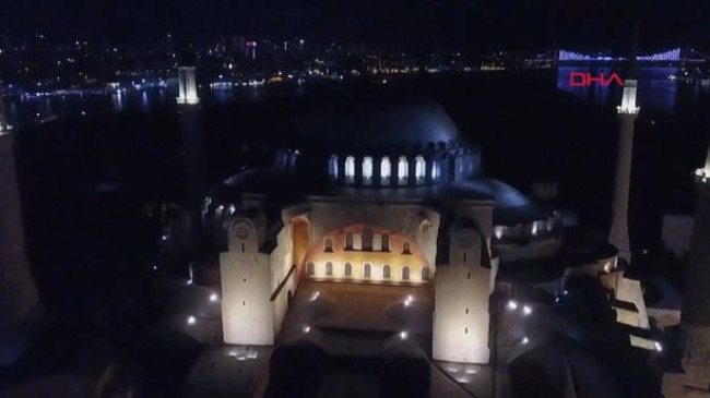 Ayasofya’da sela okundu