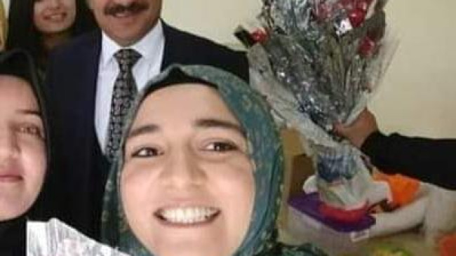 Eğer kadın mutluysa Dünya mutludur