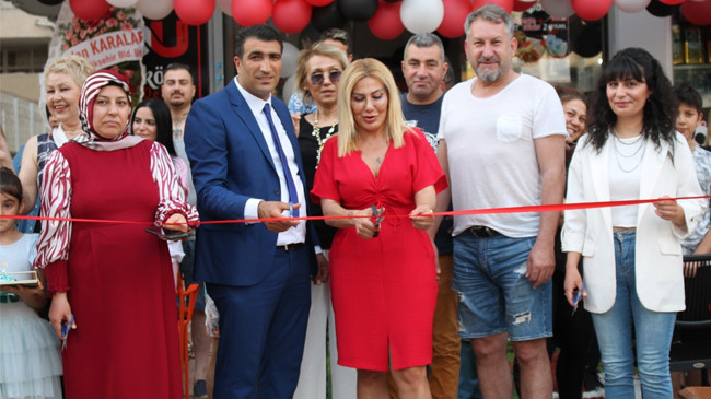 ÖZGÜR USTA ÇİĞKÖFTE DERYASI İŞLETMECİSİ TARIK DOĞAN 4.MERKEZ ŞUBESİNİ 28 MAYIS’DA AÇTI