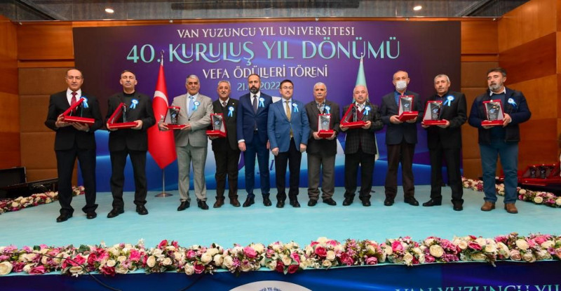 Van Yüzüncü Yıl Üniversitesi ‘40. Yıl Vefa Ödülleri töreni’