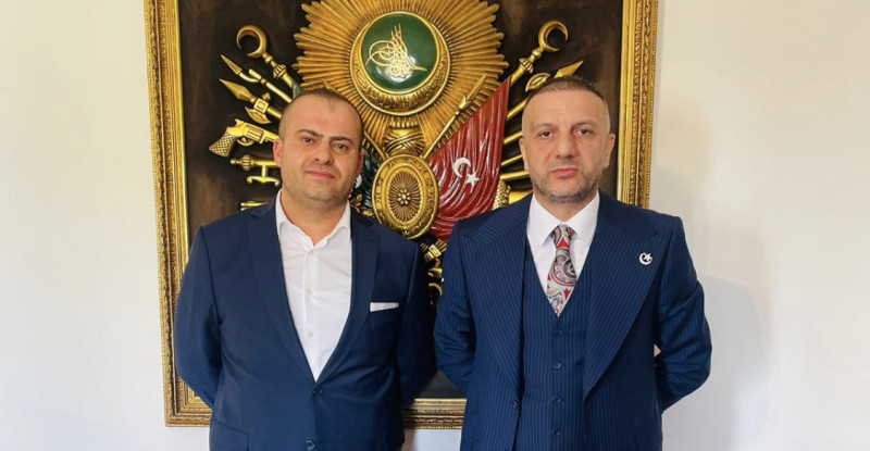 Ali Özkan’dan MHP’nin Mersin Mitingi Çıkartması