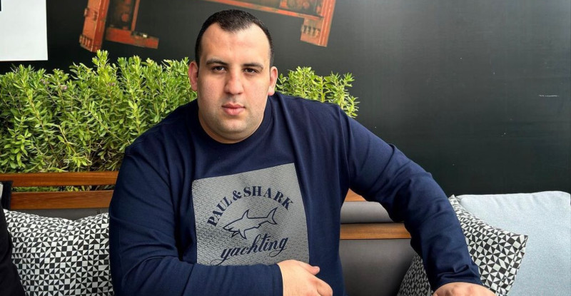 Üveyis İlhan Yılmazer ; Devletimin Yanındayım