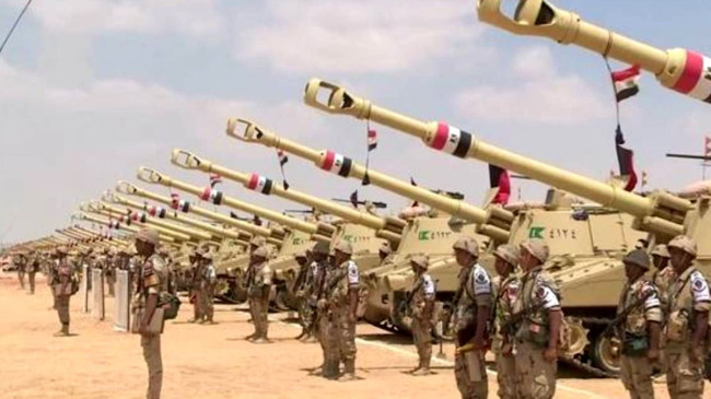 Mısır’da darbeci Sisi yönetimi, Libya sınırında geniş çaplı askeri tatbikat başlattı