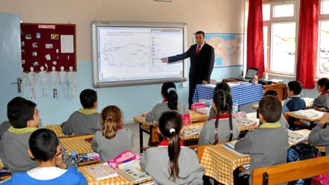 Prof. Dr. Mehmet Ceyhan, okulların açılmasını değerlendirdi: Ne yaparsanız yapın risk artacaktır