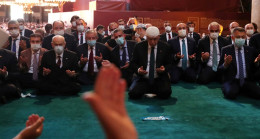 Türkiye’nin Ayasofya’yı ibadete açması Yunan papazı memnun etti! Erdoğan’a övgü dolu sözler