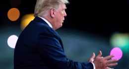 Amerikan Başkanı Trump’ın Katıldığı Canlı Yayında Elindeki Bant Dikkat Çekti