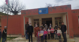 Başkan Ziyaret Etti,Öğrenciler Mutlu Oldu