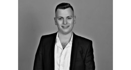 Saç Dökülmesi ve Sorunları