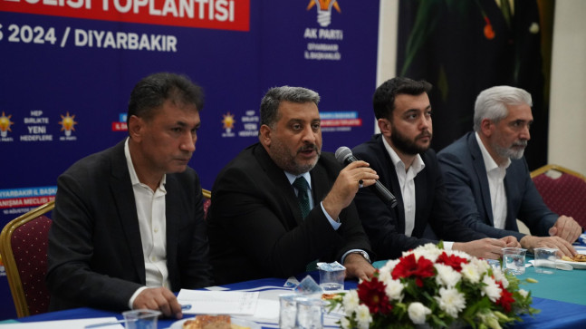 Ak Parti İl Başkanı Raşit Ocak “Aşk ile Koşan Yorulmaz