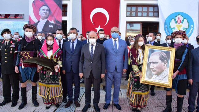 Atatürk’ün Manisa’ya Gelişinin 95. Yıl Dönümü Törenle Kutlandı