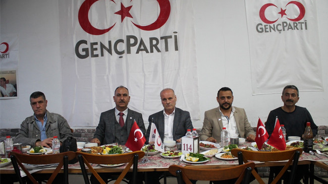 GENÇ PARTİ ADANA İL BAŞKANI YUSUF ARSLAN MUHTEŞEM BİR İFTAR YEMEĞİ VERDİ