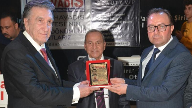 KUDÜS’TEN ASLA VAZ GEÇMEYİZ !