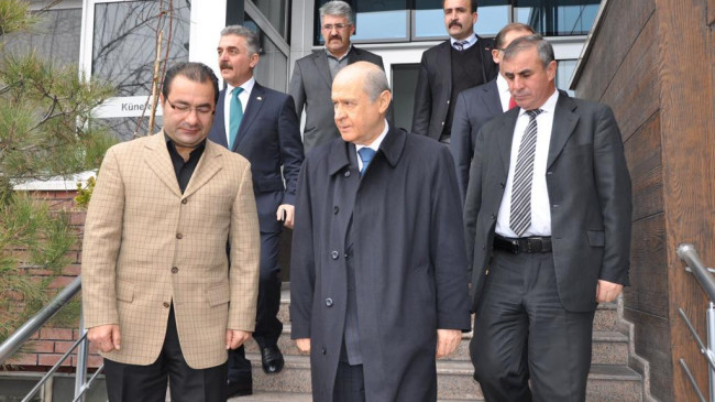 MHP’li Dr.Rıfkı Karabatak’tan Öğretmenler Günü Mesajı