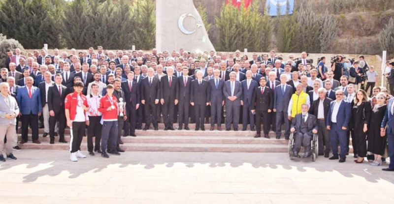 MİLLİYETÇİ HAREKET PARTİSİ LİDERİ GENEL BAŞKANIMIZ SAYIN DEVLET BAHÇELİ BEYİMİZLE BULUŞMAMIZ