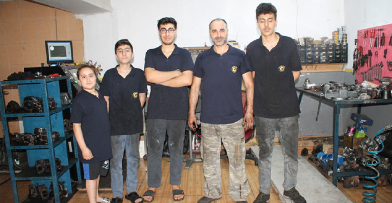 ŞİMŞEK TURBO ADANADA ÇIĞIR AÇTI İSMAİL YENER YILIN BAŞARILI TURBOCUSU SEÇİLDİ