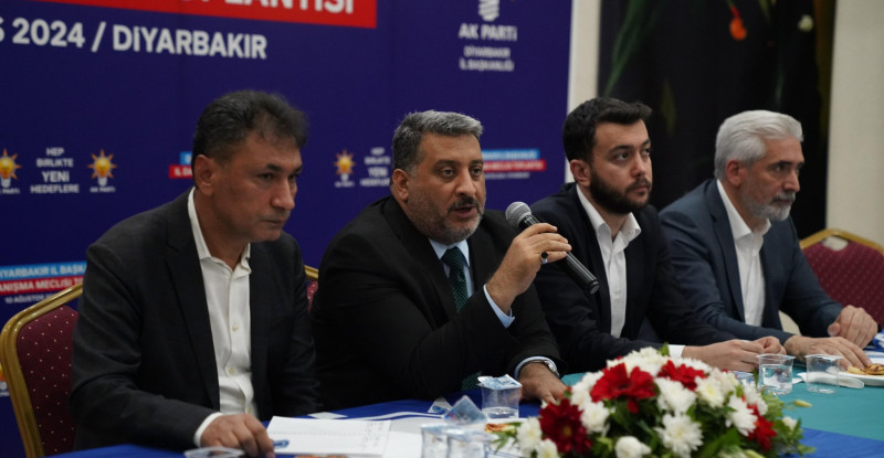 Ak Parti İl Başkanı Raşit Ocak “Aşk ile Koşan Yorulmaz